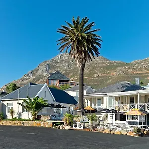 Boulders Beach Hotel, Cafe And Curio Shop Bed & Breakfast